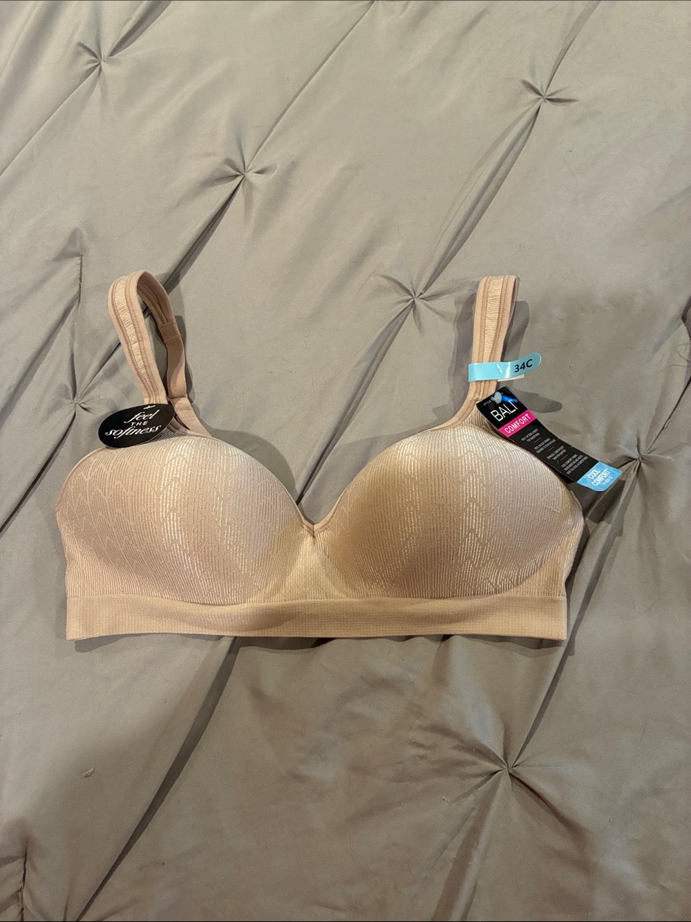 NWT Bali Nude Seamless Comfort Bra - Light Beige-Sz 34C